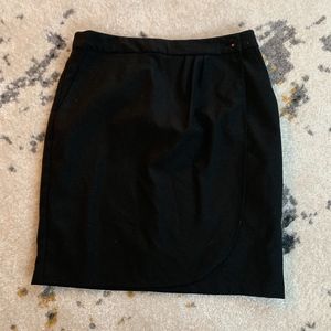 Gap Black Wrap Lined Skirt in Size 0